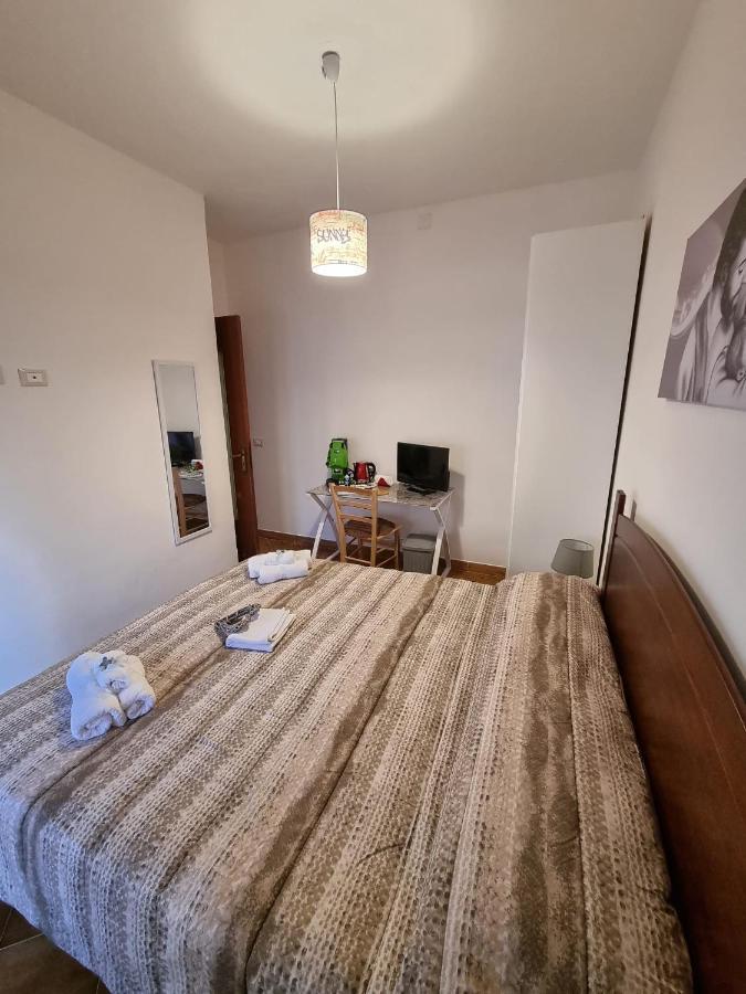 B&B Le Stanze Di Aurora Palermo Exteriör bild
