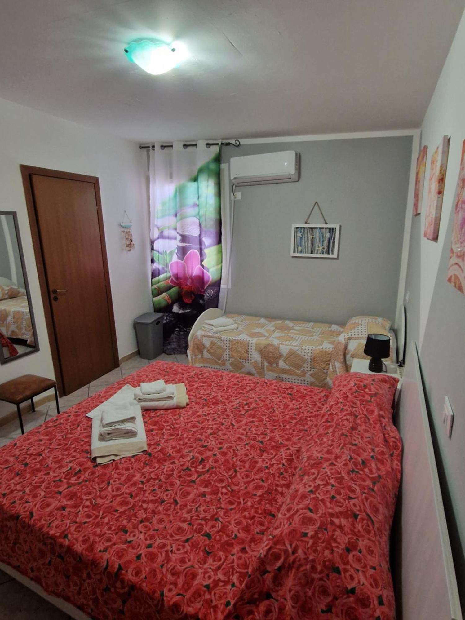 B&B Le Stanze Di Aurora Palermo Exteriör bild