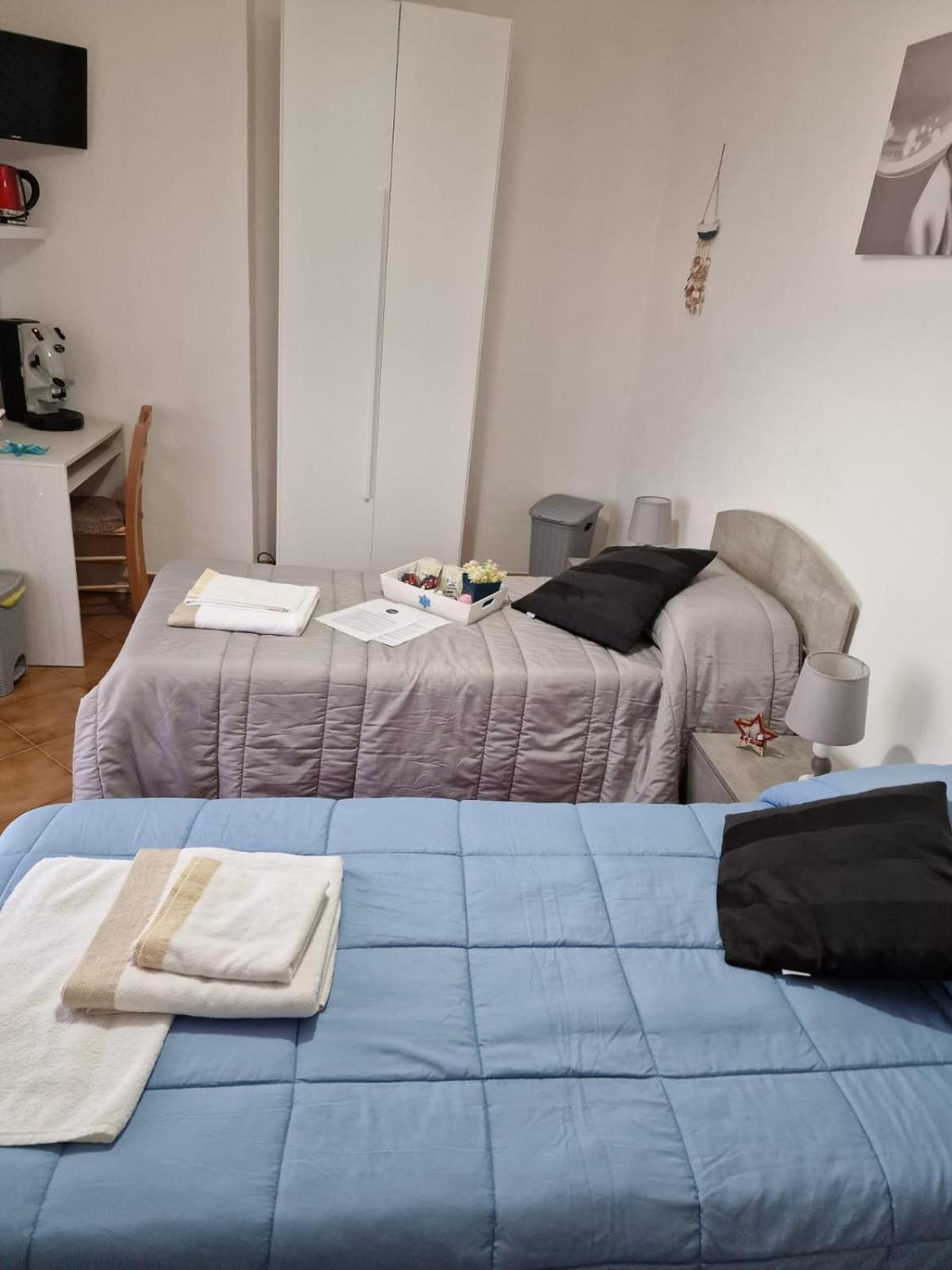 B&B Le Stanze Di Aurora Palermo Exteriör bild